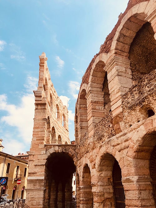 Verona | Luxury Italy Travel Agent loon image high 13 min . Luxury Italy Travel Agent